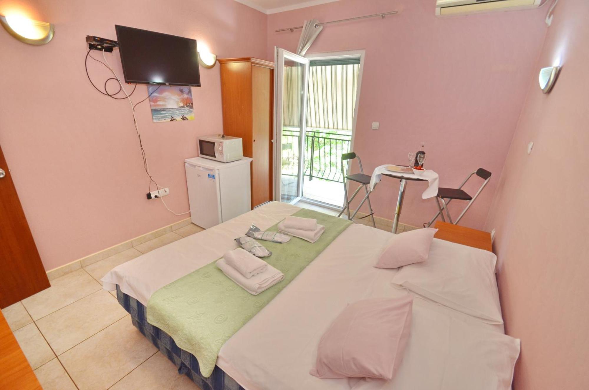 Apartments Dinko Zifra Tivat Eksteriør billede